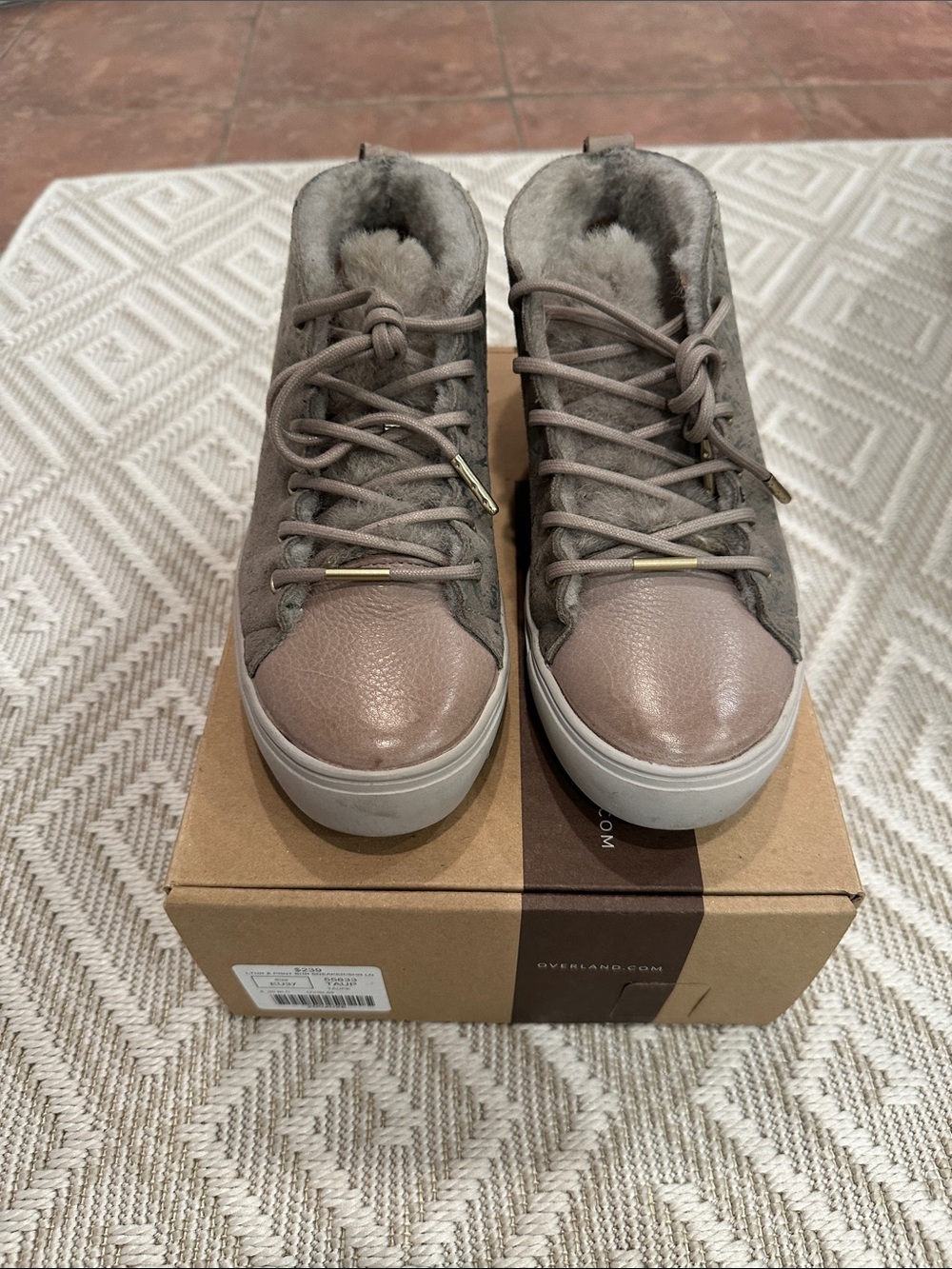 Overland Britt Shearling-Lined Leather Shoes - Picture 2 of 6